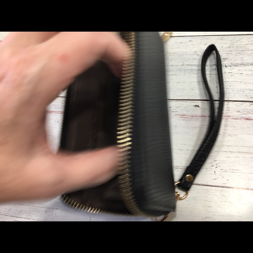 Wallet - Picture 5 of 6